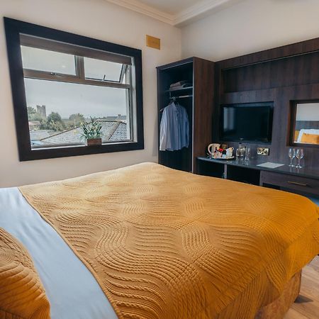 Gleeson'S Restaurant & Rooms Roscommon Bagian luar foto