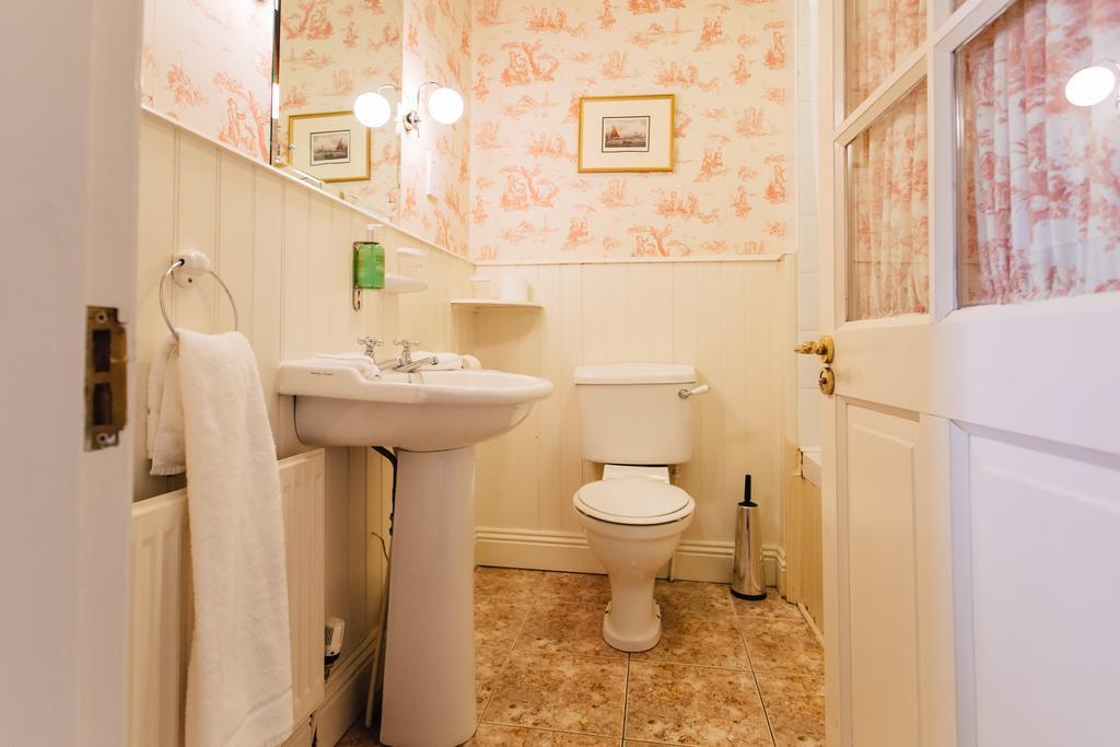 Gleeson'S Restaurant & Rooms Roscommon Bagian luar foto